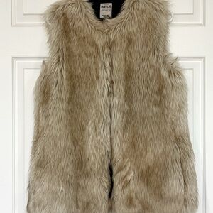 Zara Faux Fur Vest in Beige